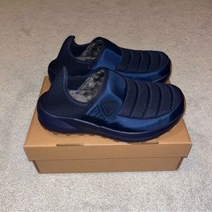 BRAND NEW NEVER WORN Rossignol Chalet Navy 2.0 Shoes